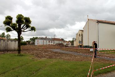 Iconographie - Travaux d'aménagement autour de la mairie