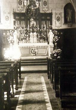 Iconographie - Saint-Sauveur, l'autel de la chapelle du séminaire