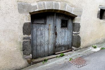 Iconographie - Porte de sous-sol rue des Lombards