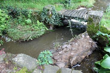 Iconographie - Moulin Migné - Aménagements pour l'eau du moulin sur le Loing