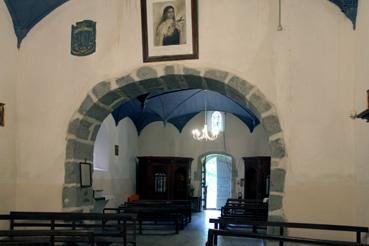 Iconographie - Intérieur de la chapelle Notre Dame de La Brossardière