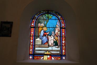 Iconographie - Vitrail de la chapelle Notre Dame de La Brossardière