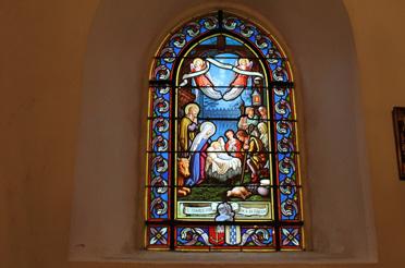 Iconographie - Vitrail "La nativité" de la chapelle Notre Dame de La Brossardière