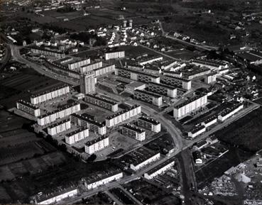 Iconographie - Vue aérienne du quartier des Plaines