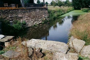 Iconographie - La réserve d'eau du moulin Millet