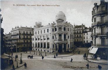 Iconographie - Le nouvelle hôtel des Postes et la place