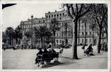 Iconographie - Place de la Liberté