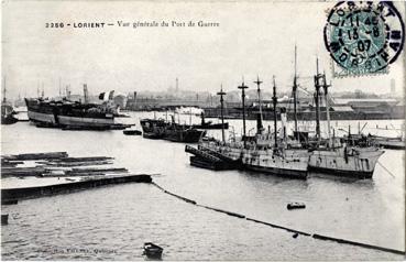 Iconographie - Vue générale du port de guerre