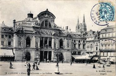 Iconographie - Place du Raillement - Le théâtre