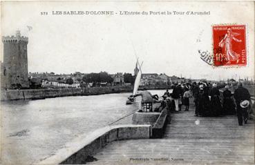 Iconographie - L'entrée du port et la tour d'Arundel