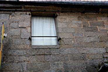 Iconographie - Fenêtre du logement de la gérante de l'ancienne coopérative maritime 