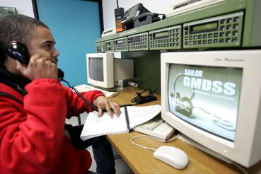 Iconographie - Centre de formation continue maritime - Cours de communication radio