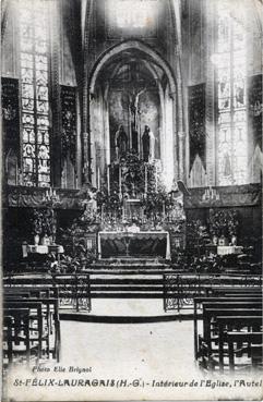 Iconographie - Intérieur de l'église, l'autel