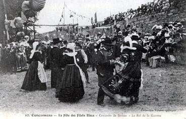 Iconographie - La fête des Filets Bleus - Concours de danse - Le bal de la gavotte