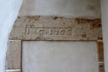 Iconographie - Le logis des Sauvaget et le linteau de l'ancienne mairie