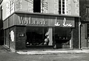 Iconographie - Vitrine de la voilerie Le Rose