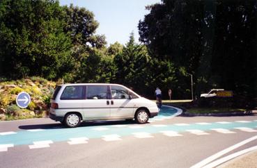 Iconographie - Pistes cyclables - Rond-point du Golf, avenue des Maraîchins