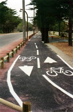 Iconographie - Pistes cyclables - Avenue des Demoiselles