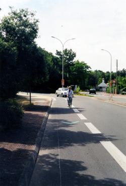 Iconographie - Pistes cyclables - Boulevard du Maréchal Leclerc