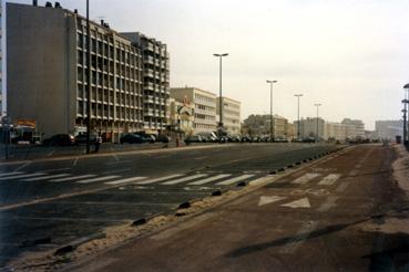 Iconographie - Le front de mer, vue vers le Casino