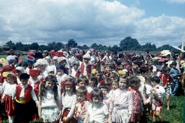 Iconographie - Kermesse - Les enfants costumés