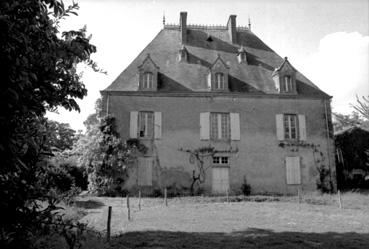 Iconographie - Le pavillon du XVIIIe siècle de Bois Cholet