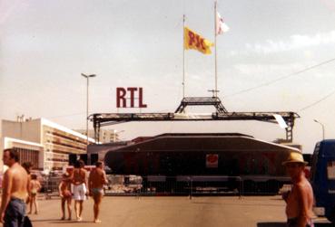 Iconographie - Le podium RTL le 15 août 1981 sur le remblai