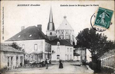 Iconographie - Entrée dans le bourg par la gare