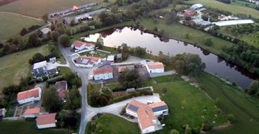 Iconographie - Village Les Vrillières