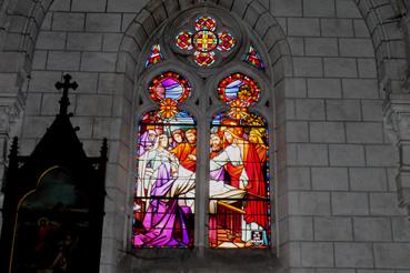 Iconographie - Eglise Saint-Benoît - Vitrail : Scènes de la vie du Christ