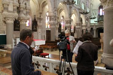 Iconographie - Eglise Saint-Benoît d'Aizenay - Tournage de vidéo pour le QR Code