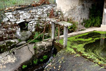 Iconographie - L'écluse du trop plein du lavoir