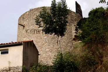 Iconographie - Tour restaurée du château de Mallièvre du XIe siècle