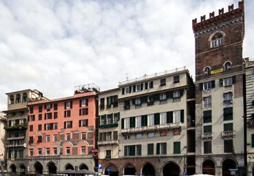 Iconographie - Gênes - Immeubles face au port