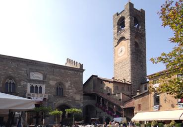 Iconographie - Bergamo - Le duomo, le clocher