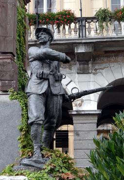 Iconographie - Aoste - Monument aux Alpins 