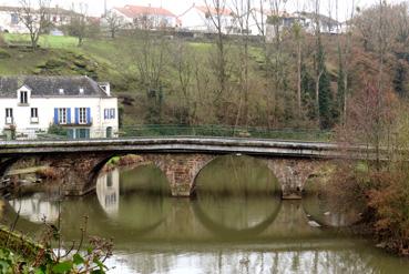 Iconographie - Le pont sur la Sèvre en décembre