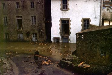 Iconographie - Crue de la Sèvre au Moulin Baudry