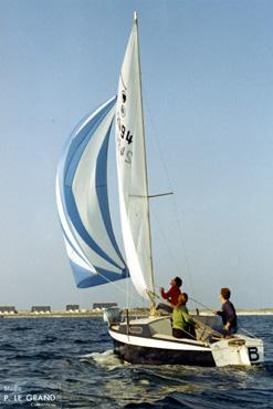 Iconographie - Bateau sous voiles marquée 2494