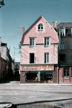 Iconographie - Façade du magasin TH. Le Rose, voilerie