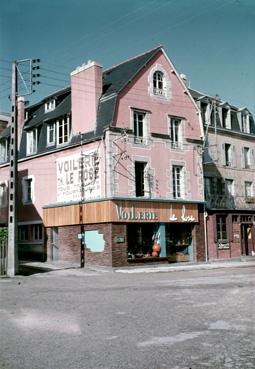 Iconographie - Façade du magasin voilerie TH. Le Rose