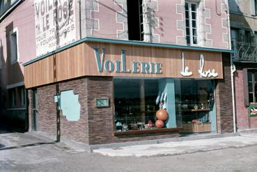 Iconographie - Façade du magasin voilerie TH. Le Rose