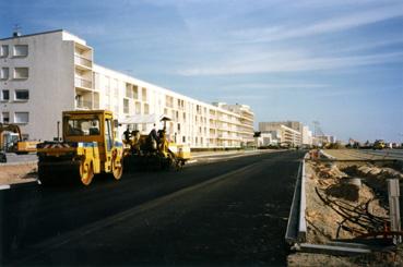 Iconographie - Front de mer : travaux entre l'avenue de la Mer et l'avenue de la Forêt