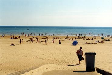 Iconographie - Front de mer après réhabilitation : La plage