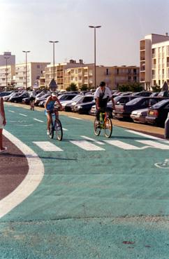 Iconographie - Front de mer après réhabilitation : La piste cyclable