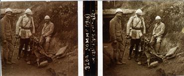 Iconographie - Somme 1916 - Mitrailleuse enterrée
