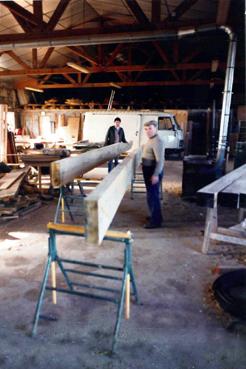 Iconographie - Construction de la brouette géante - Les montants