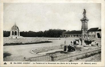 Iconographie - La fontaine et le monument aux Morts de la Bretagne