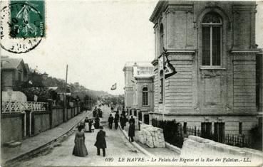 Iconographie - Le palais des Régates et rue des Falaises