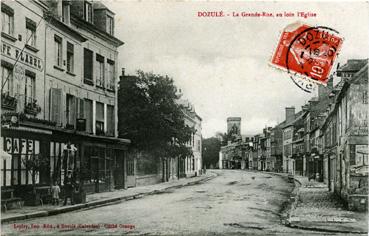 Iconographie - La Grande-Rue, au loin l'église